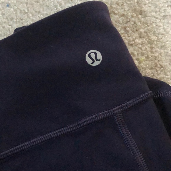 lululemon athletica Pants - Lululemon Cropped Leggings lululemon athletica Pants - Lululemon Cropped Leggings
